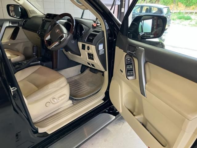 LANDCRUISER PRADO