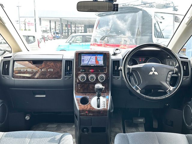 DELICA D:5 2WD