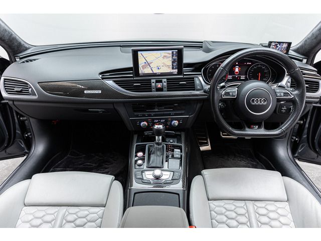 AUDI RS6 AVANT