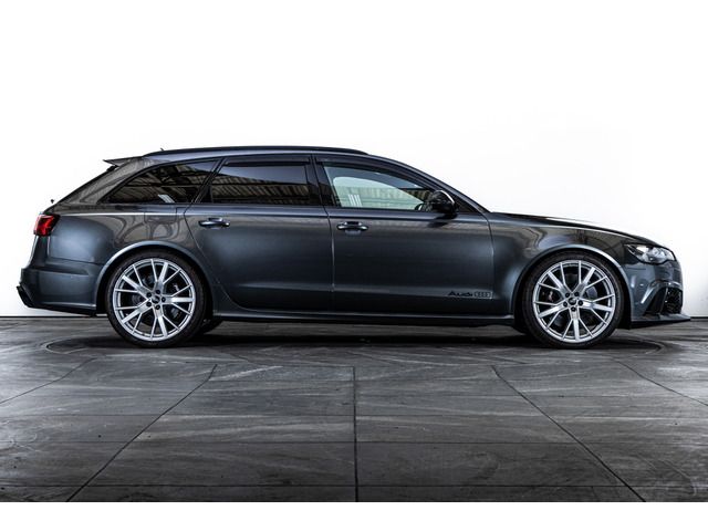 AUDI RS6 AVANT