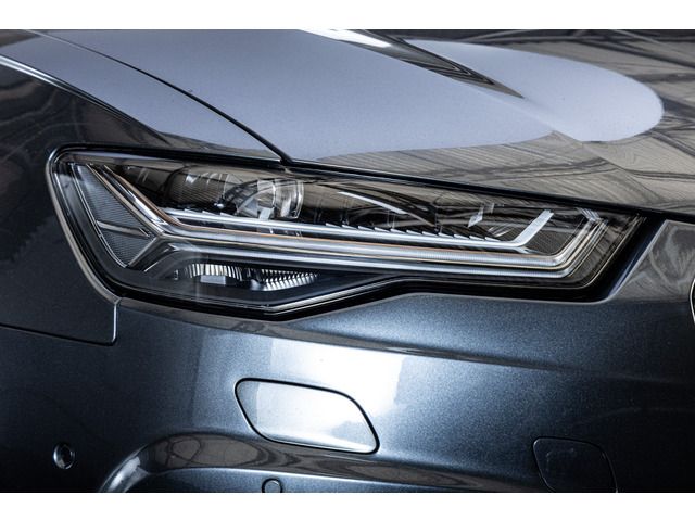 AUDI RS6 AVANT