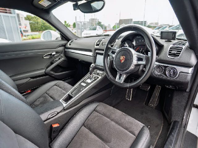 PORSCHE CAYMAN