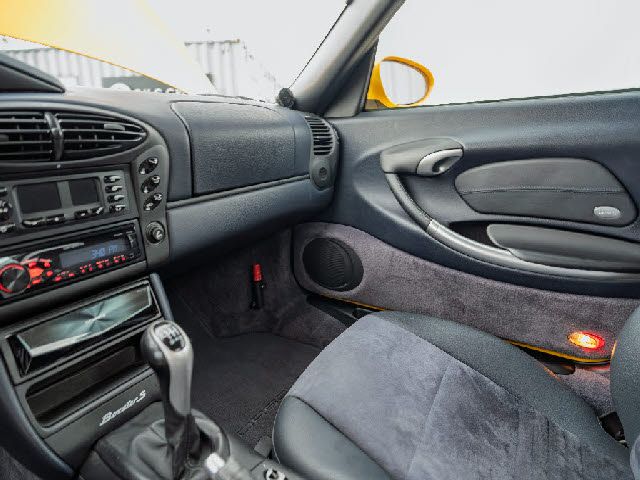 PORSCHE BOXSTER S