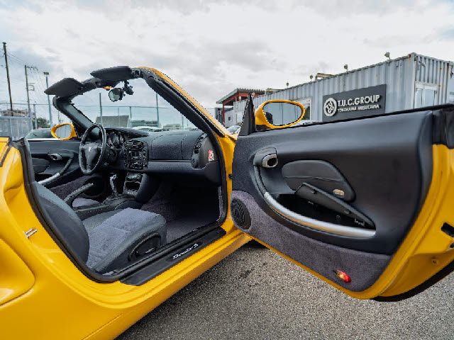PORSCHE BOXSTER S