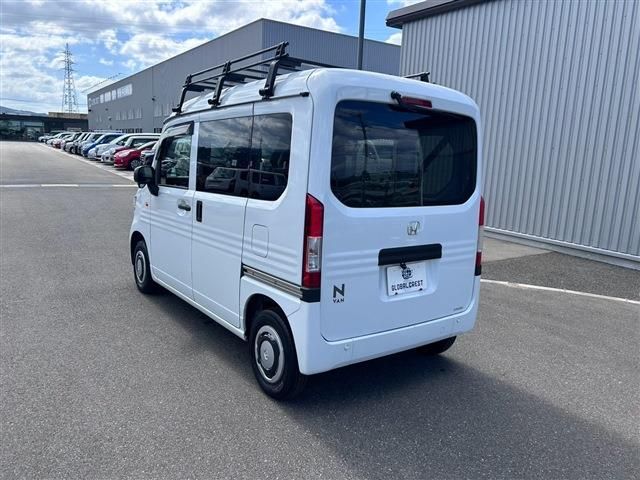 N-VAN