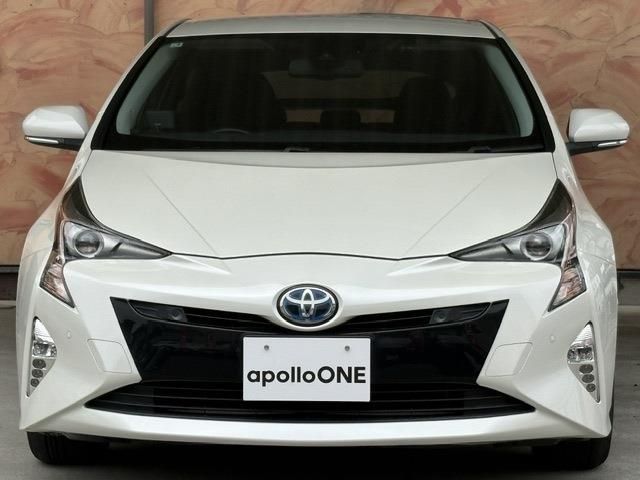 PRIUS 4WD