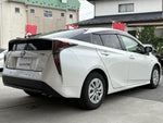 PRIUS 4WD