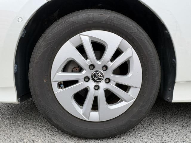 PRIUS 4WD