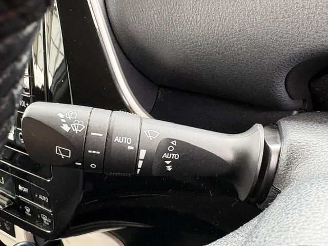 PRIUS 4WD