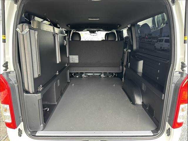 HIACE van 2WD