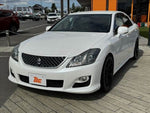CROWN sedan