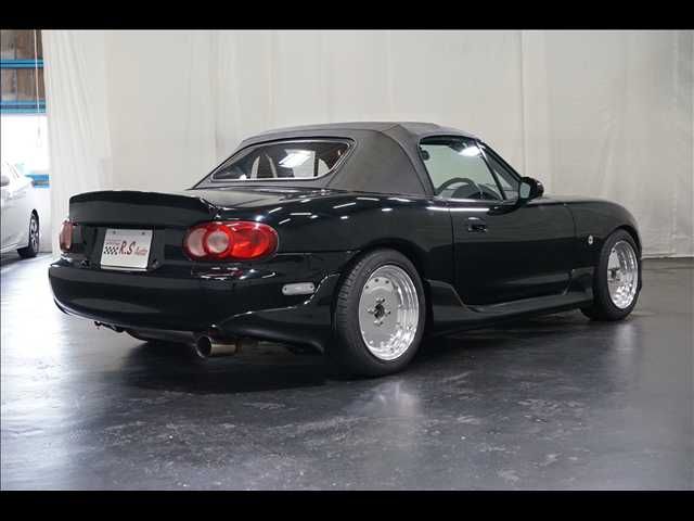 ROADSTER