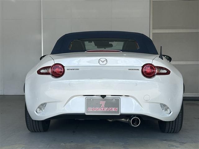 ROADSTER