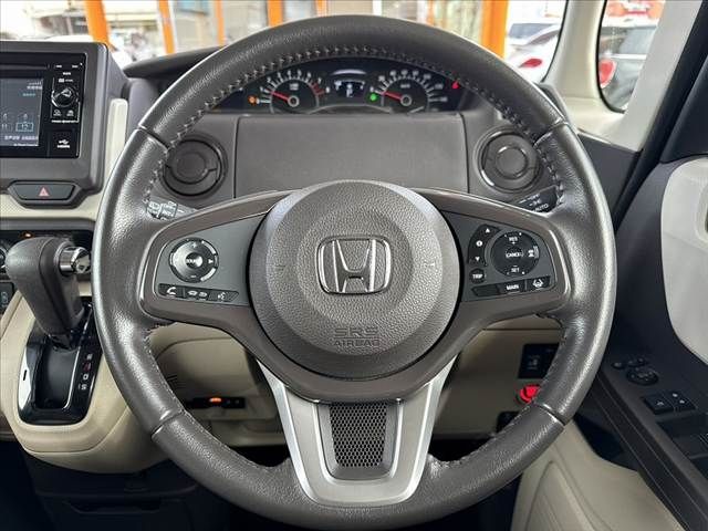 N BOX 4WD