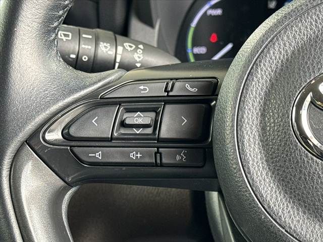 YARIS CROSS HYBRID