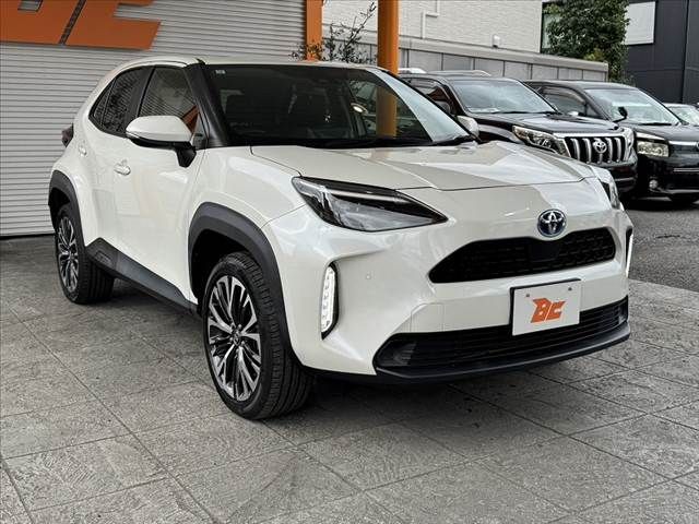 YARIS CROSS HYBRID