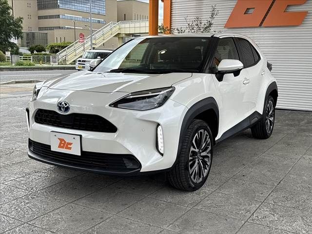 YARIS CROSS HYBRID