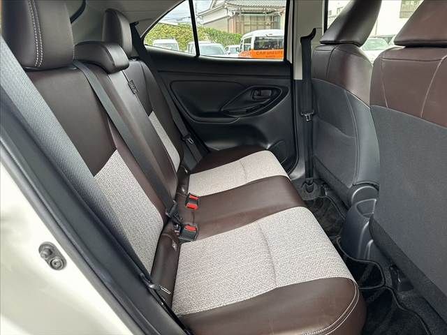 YARIS CROSS HYBRID