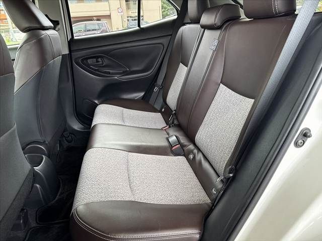 YARIS CROSS HYBRID