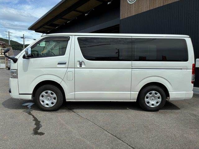 HIACE van 4WD