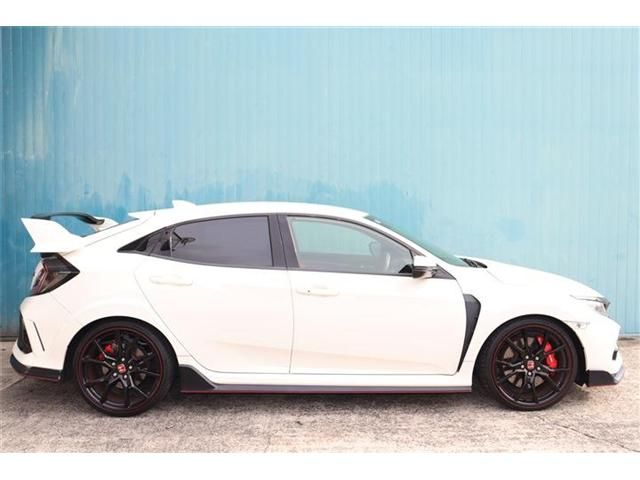 CIVIC hatchback