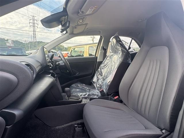YARIS CROSS HYBRID
