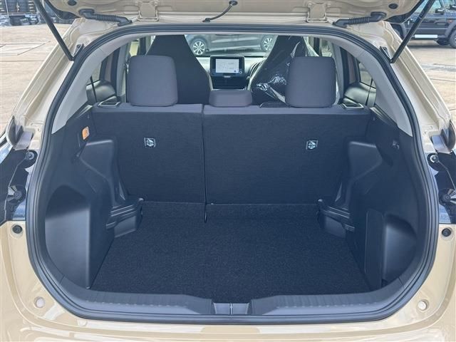 YARIS CROSS HYBRID