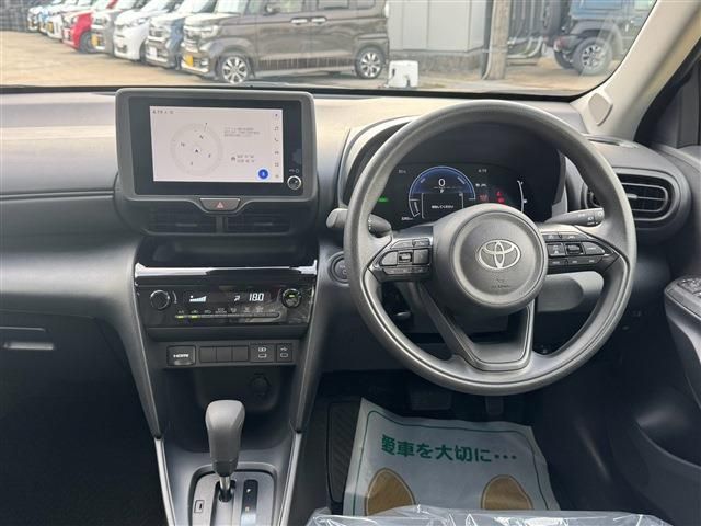 YARIS CROSS HYBRID