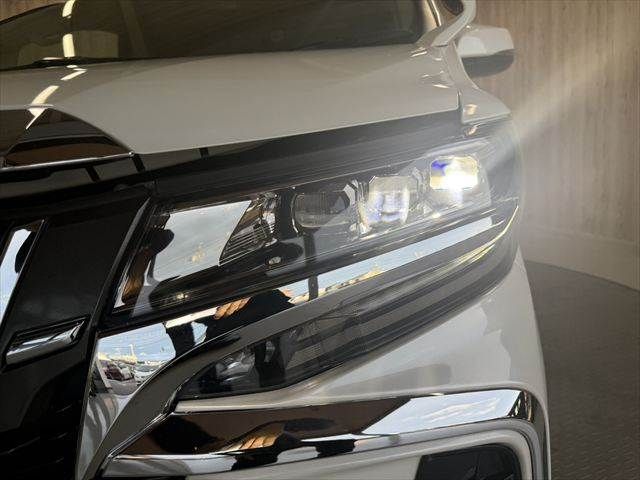 ALPHARD hybrid 4WD