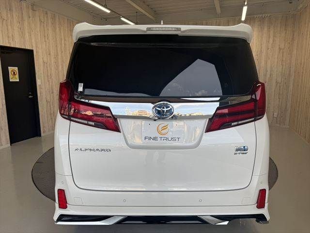 ALPHARD hybrid 4WD
