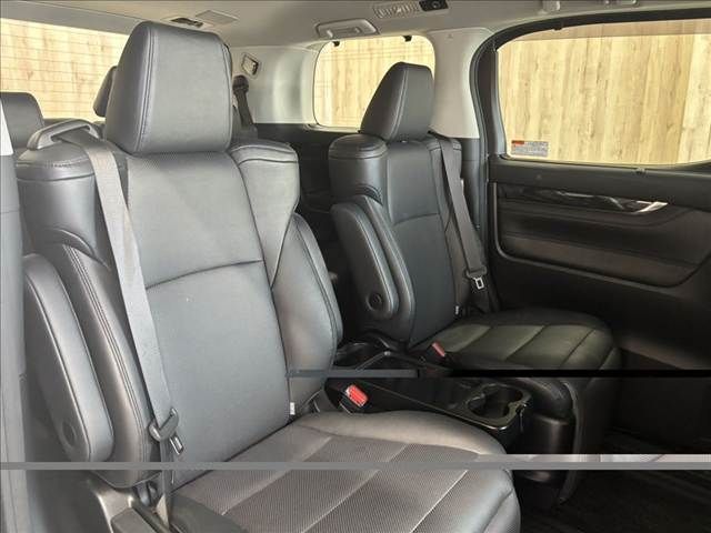 ALPHARD hybrid 4WD