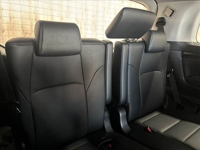 ALPHARD hybrid 4WD
