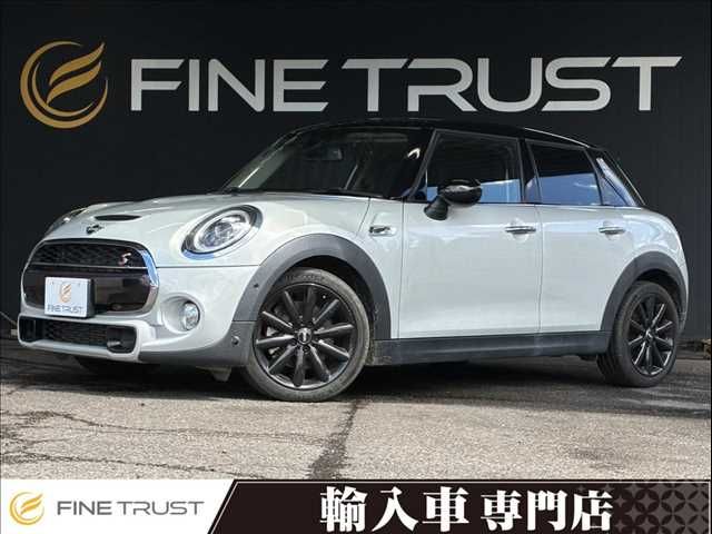 MINI COOPER SD 5DOOR