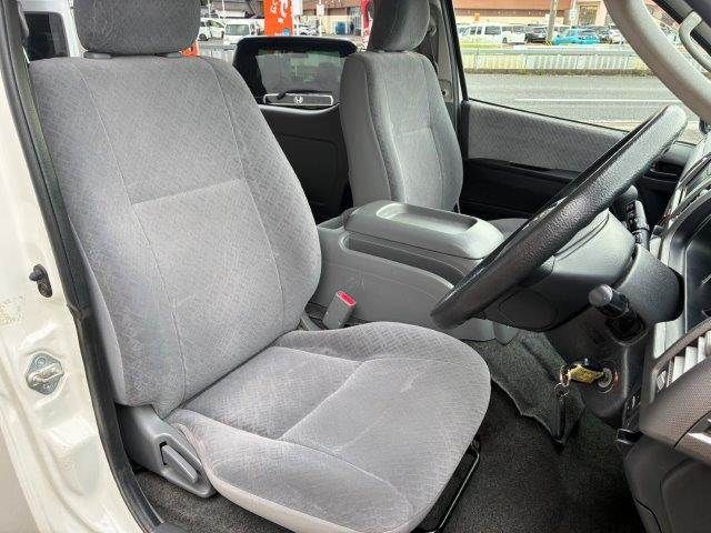 HIACE van 2WD
