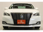 CROWN sedan hybrid