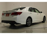 CROWN sedan hybrid