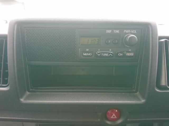 NV100 CLIPPER 4WD