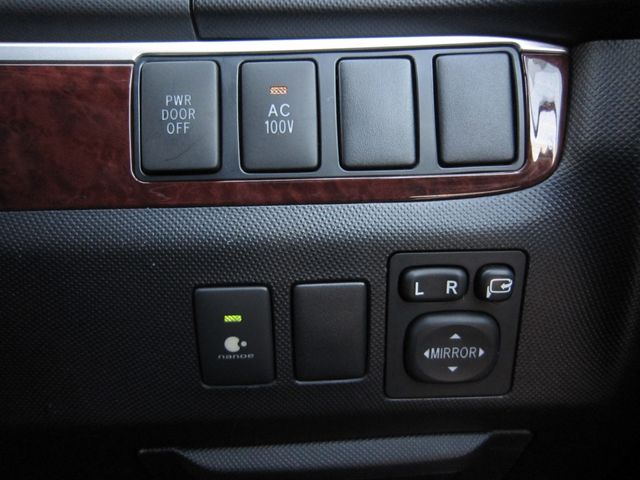ESTIMA HYBRID 4WD