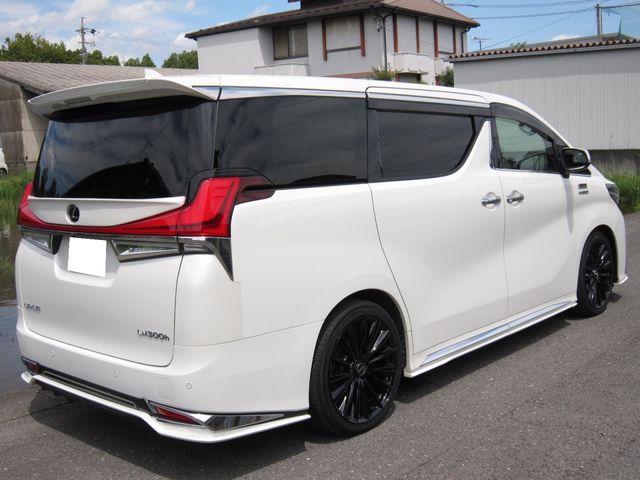 ALPHARD hybrid 4WD