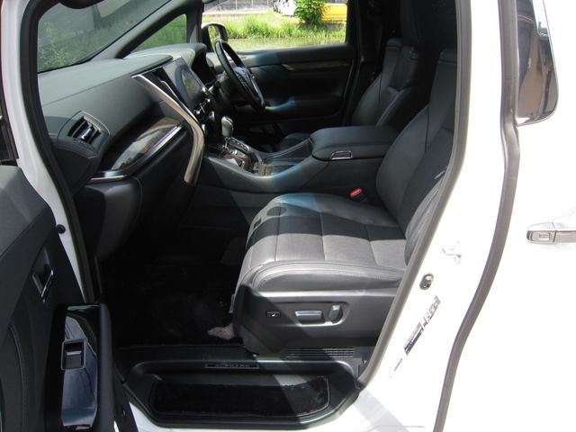 ALPHARD hybrid 4WD