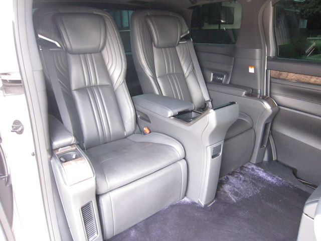 ALPHARD hybrid 4WD