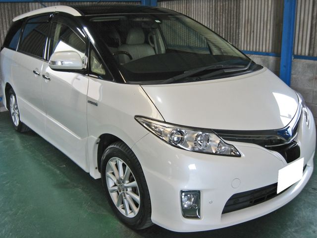 ESTIMA HYBRID 4WD