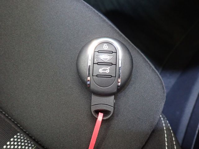 BMW MINI COOPER SD CROSSOVER