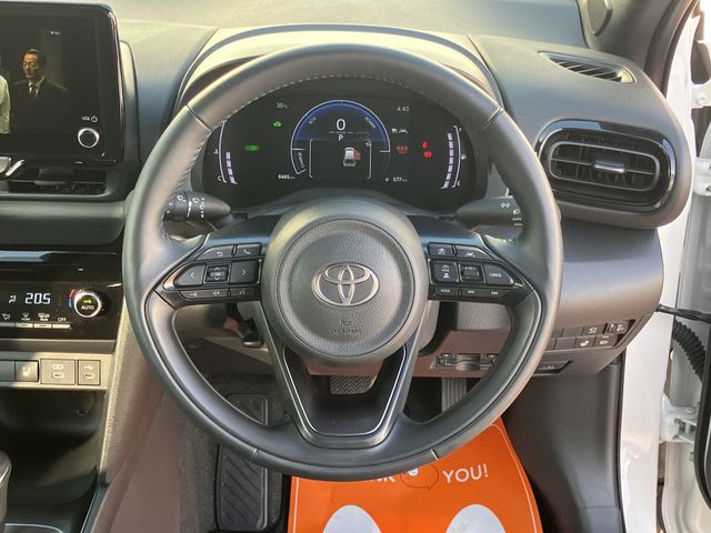 YARIS CROSS HYBRID