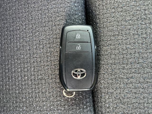 YARIS CROSS HYBRID