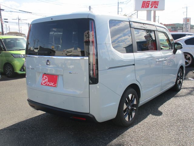 STEPWAGON e:HEV