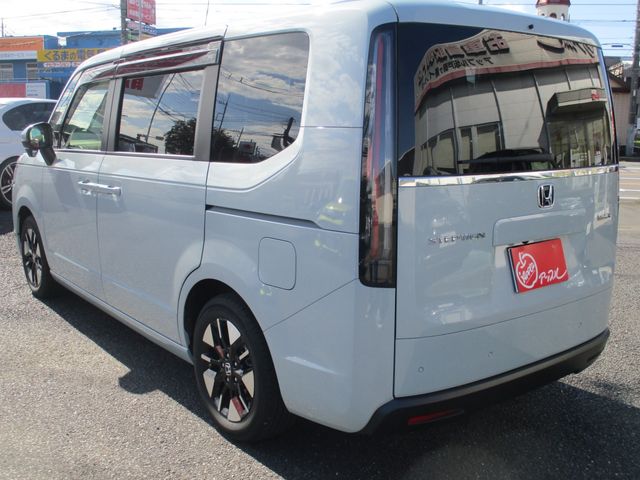 STEPWAGON e:HEV
