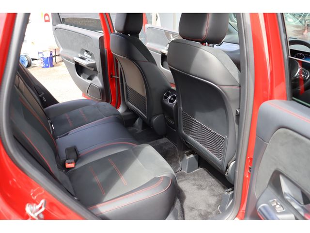 MERCEDES BENZ B class