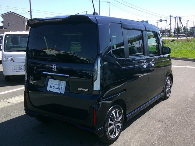 N-BOX CUSTOM