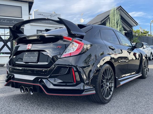 CIVIC hatchback